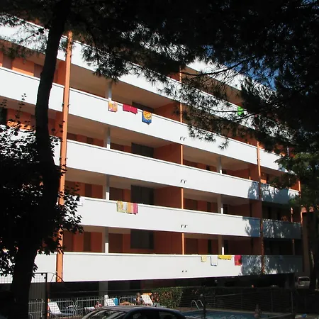 Capitol Apartment
